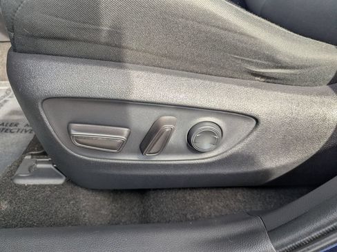 Used 2019 Toyota RAV4 XLE w/ Convenience Package AWD/4WD image 15