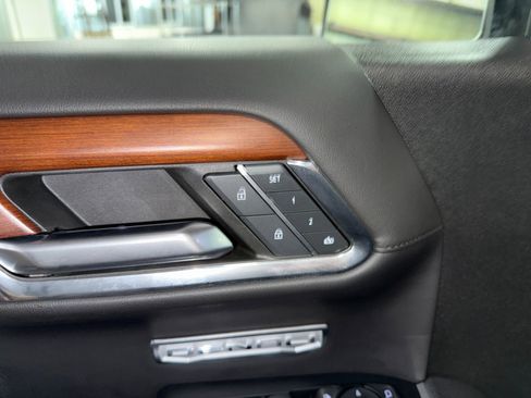 Used 2023 GMC Sierra 1500 Denali w/ Denali Carbonpro Edition image 27