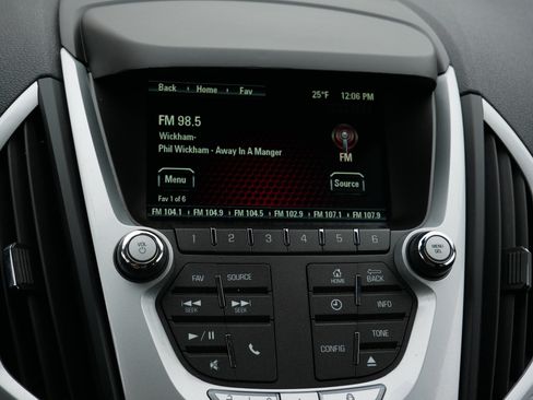 Used 2015 GMC Terrain SLE image 22