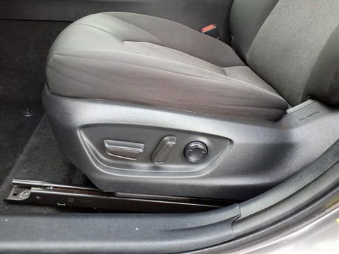 Used 2020 Toyota Camry LE w/ Convenience Package image 14