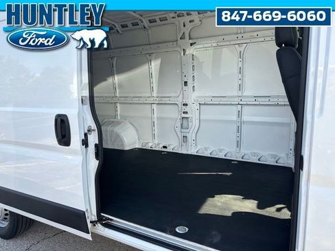 Used 2025 RAM ProMaster 2500 w/ Convenience Group FWD image 10
