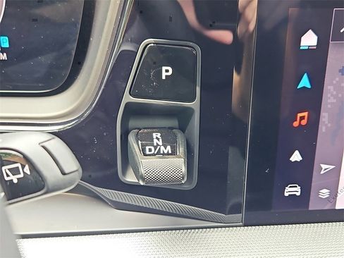 Certified 2025 Porsche Cayenne image 32