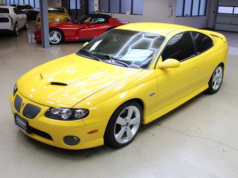 Used 2005 Pontiac GTO image 16