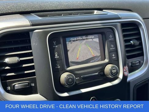Used 2024 RAM 1500 Classic SLT AWD/4WD image 4