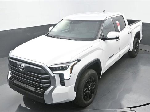 New 2026 Toyota Tundra Limited image 30