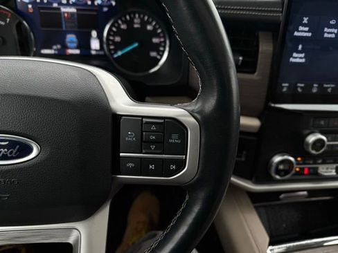 Used 2024 Ford Expedition Max Limited image 32
