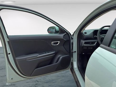 New 2026 Kia K4 FWD image 20