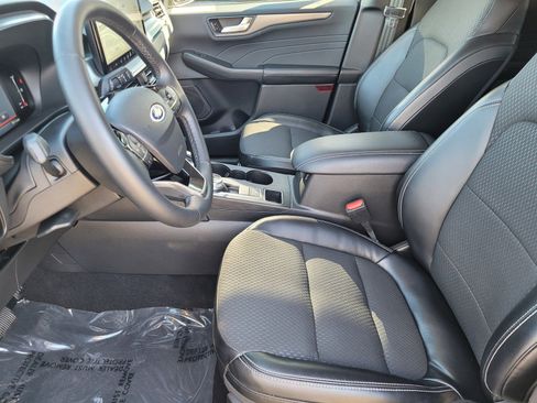 Certified 2023 Ford Escape SE image 21