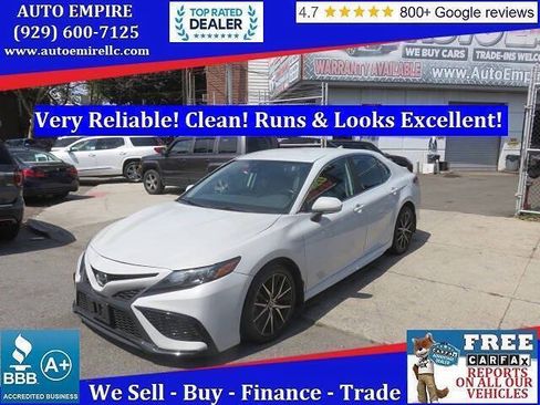 Used 2023 Toyota Camry SE w/ Cold Weather Package AWD/4WD image 1