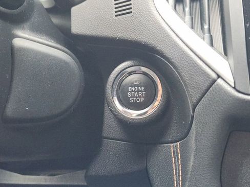Used 2023 Subaru Crosstrek 2.5i Limited AWD/4WD image 9