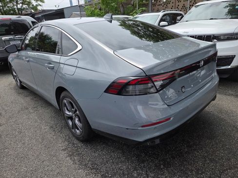 Used 2025 Honda Accord EX-L image 6