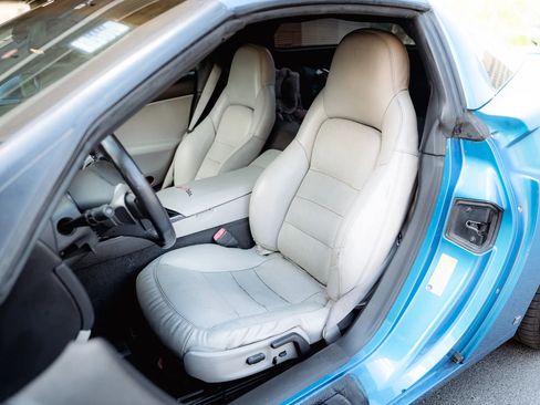 Used 2008 Chevrolet Corvette Coupe w/ Preferred Equipment Group image 47