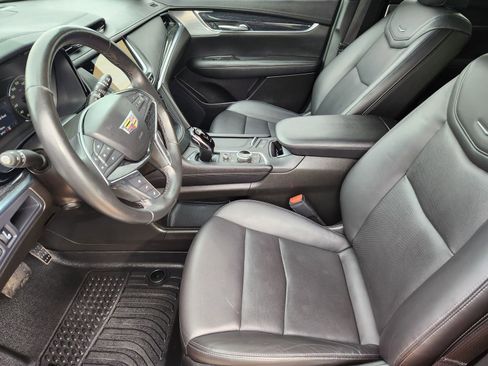 Used 2023 Cadillac XT5 Premium Luxury AWD/4WD image 16
