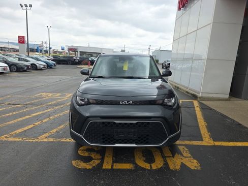 Used 2024 Kia Soul LX w/ Option Group 015 FWD image 9