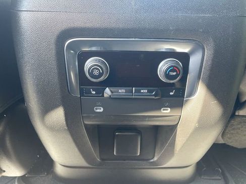 Used 2023 Chevrolet Tahoe Z71 w/ Z71 Off-Road Package image 22