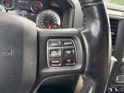 Used 2017 RAM 1500 Lone Star AWD/4WD image 25