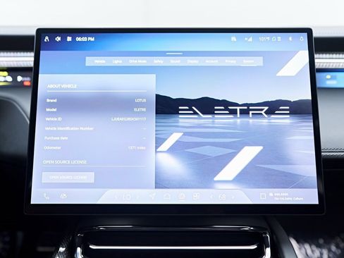 Used 2025 Lotus Eletre image 99