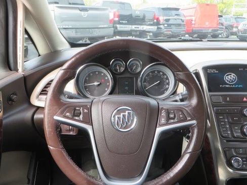 Used 2014 Buick Verano FWD image 16