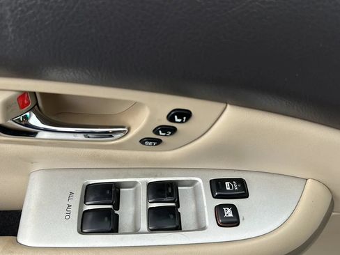 Used 2006 Lexus RX 400h AWD image 17