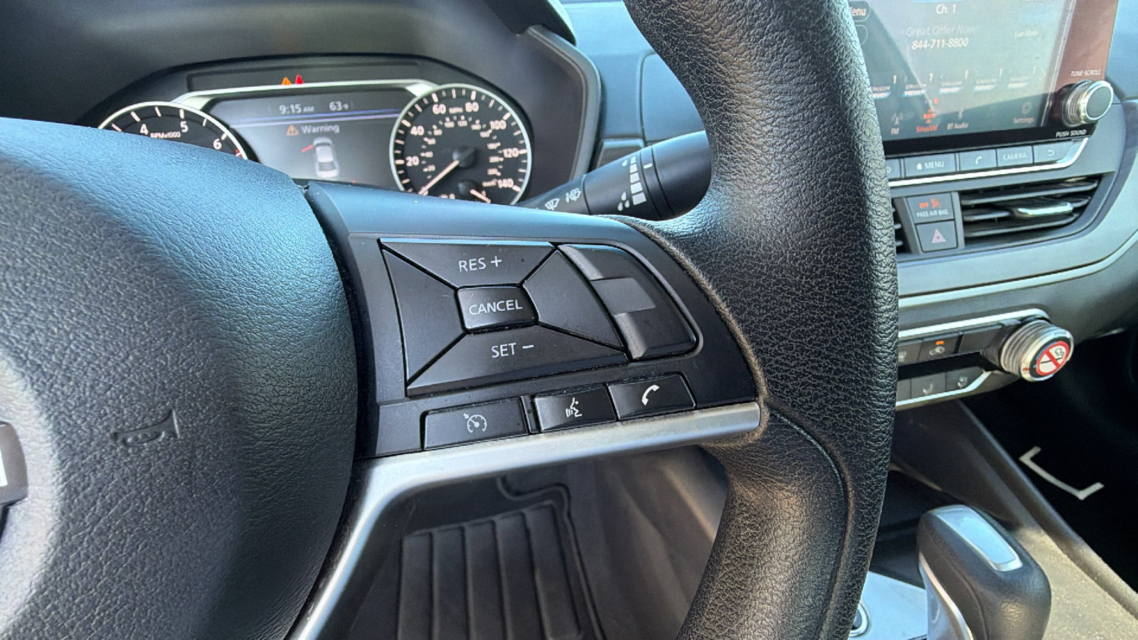 Used 2025 Nissan Altima 2.5 SV FWD image 27