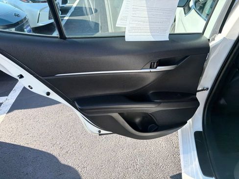 Used 2023 Toyota Camry LE AWD/4WD image 15
