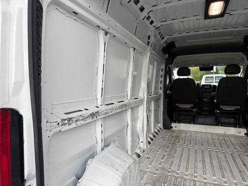 Used 2025 RAM ProMaster 2500 w/ Convenience Group FWD image 20