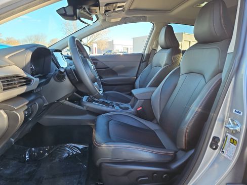 Certified 2025 Subaru Crosstrek 2.5i Limited w/ Popular Package #3A image 8