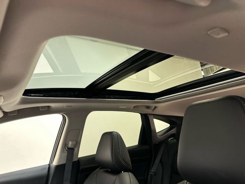 Certified 2025 Nissan Murano SL AWD/4WD image 5