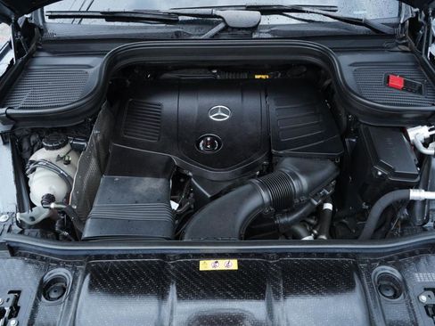 Used 2024 Mercedes-Benz GLE 350 4MATIC w/ AMG Line Exterior image 76