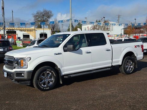 Used 2018 Ford F150 XLT w/ XTR Package image 25