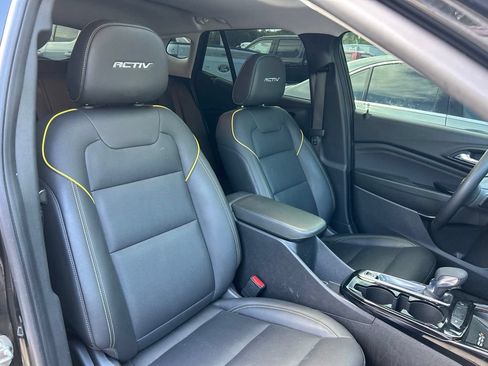 Used 2024 Chevrolet Trax ACTIV w/ Sunroof Package FWD image 41