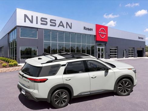 New 2026 Nissan Pathfinder Platinum AWD/4WD image 17