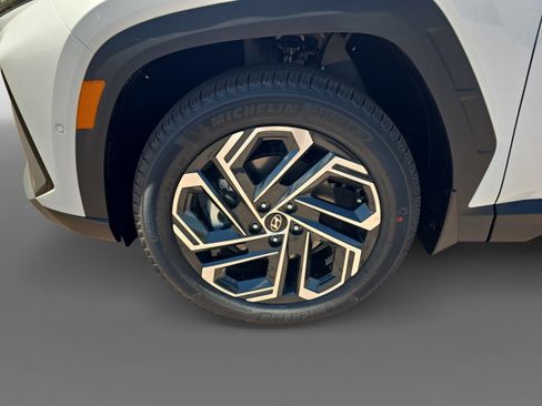 New 2026 Hyundai Tucson Limited AWD/4WD image 9
