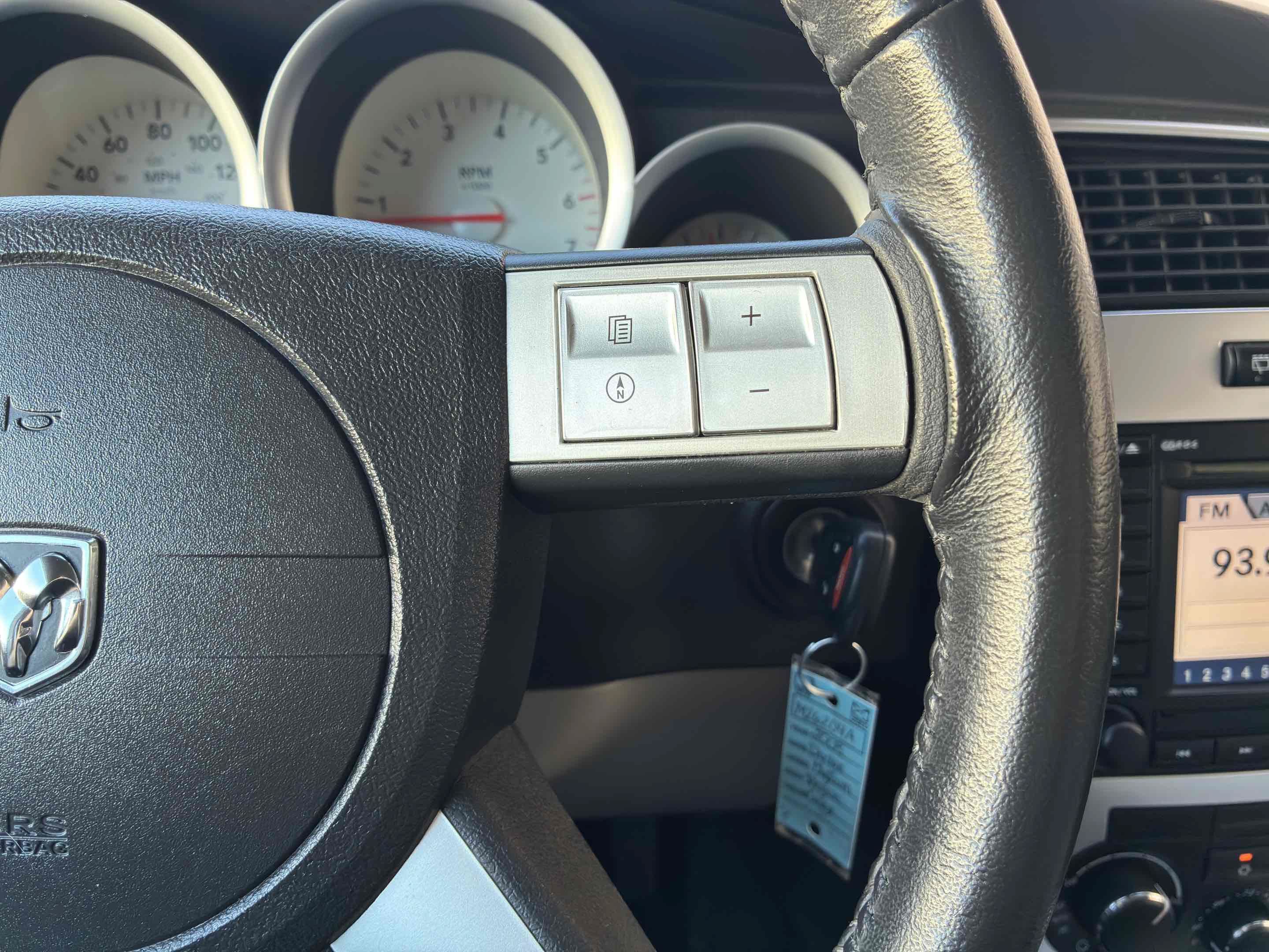 Used 2006 Dodge Magnum R/T w/ Convenience Group II AWD/4WD image 20