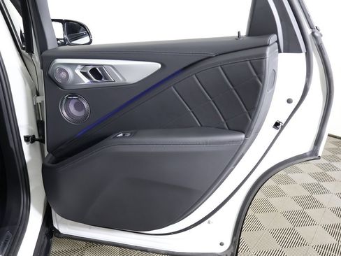 Used 2024 BMW XM image 30