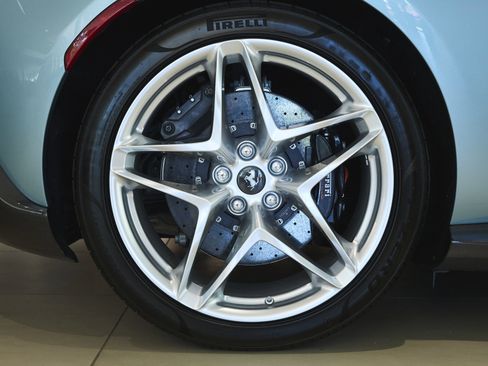Used 2024 Ferrari Roma Spider RWD image 56