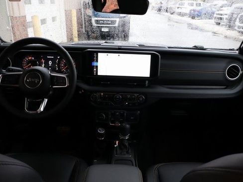 New 2026 Jeep Wrangler Unlimited Sahara AWD/4WD image 41