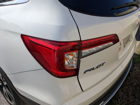 Used 2022 Honda Pilot Touring image 21