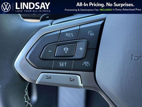 New 2026 Volkswagen Atlas Cross Sport SEL AWD/4WD image 16