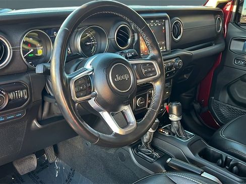 Used 2021 Jeep Wrangler Unlimited Sahara w/ Cold Weather Group image 8