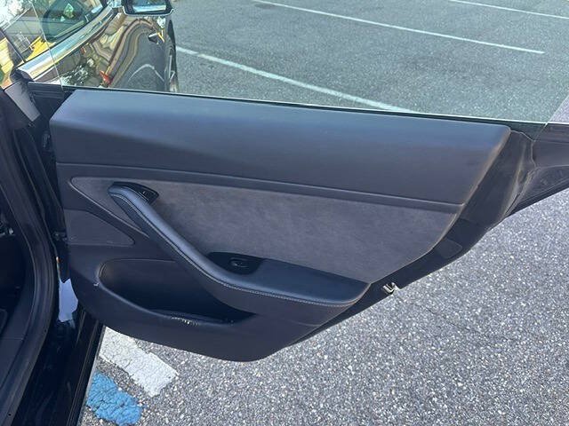 Used 2018 Tesla Model 3 Mid Range RWD image 20