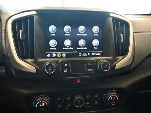 Used 2020 GMC Terrain SLT w/ Elevation Edition FWD image 15