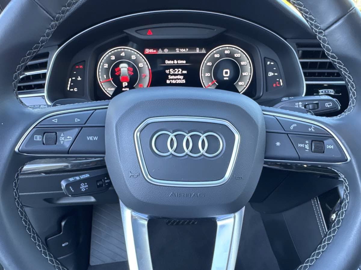 Used 2025 Audi Q7 3.0T Premium Plus AWD/4WD image 43