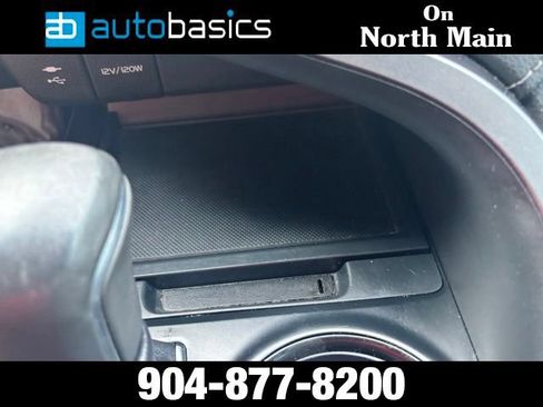 Used 2018 Toyota Camry SE w/ Moonroof Package FWD image 39