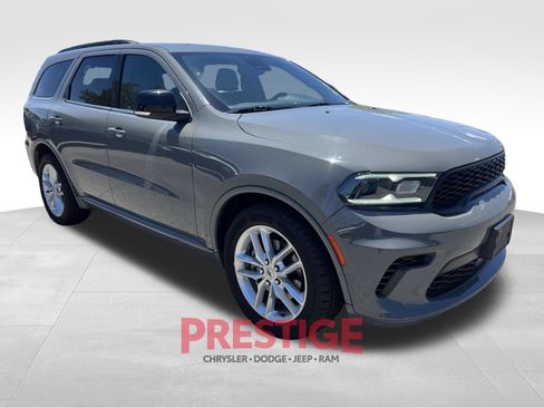 Used 2024 Dodge Durango GT RWD image 5
