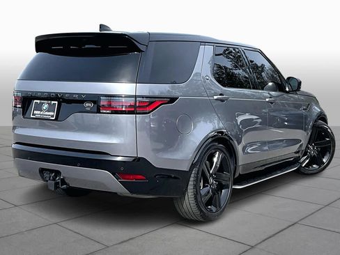 Used 2023 Land Rover Discovery S R-Dynamic image 13