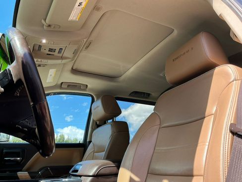 Used 2017 GMC Sierra 1500 Denali w/ Denali Ultimate Package AWD/4WD image 20