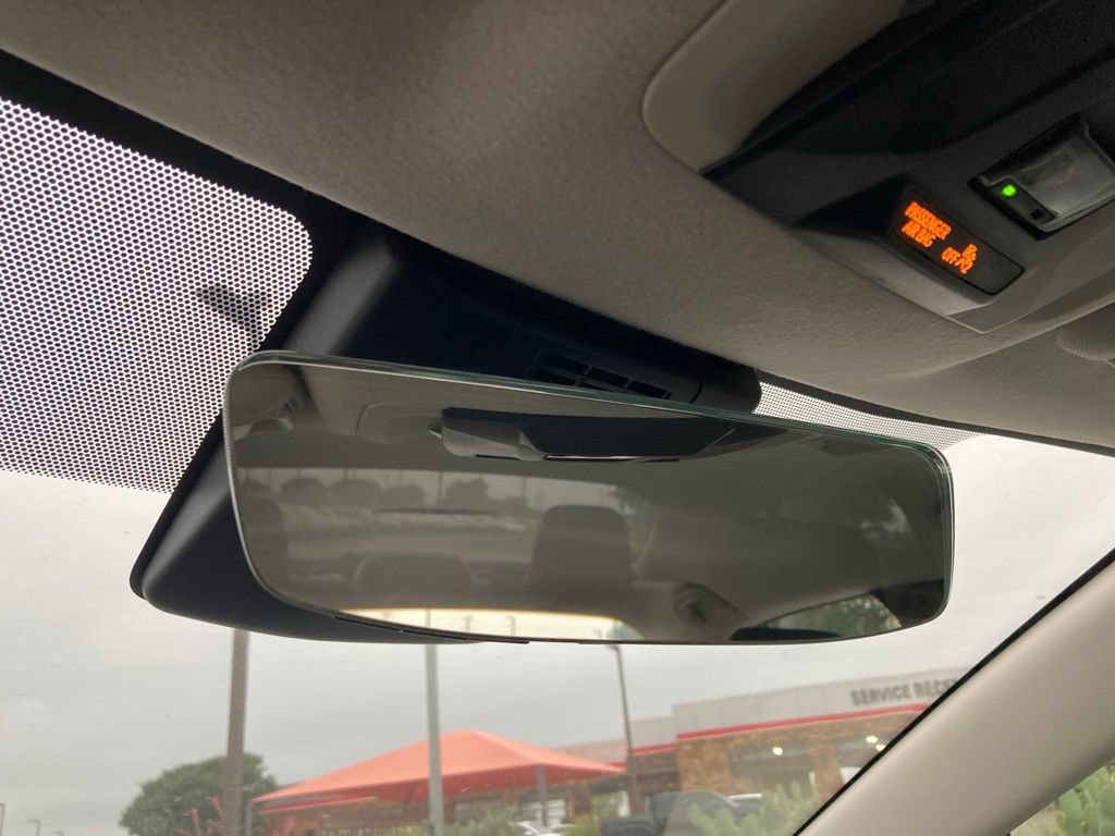 Used 2025 Toyota Corolla LE FWD image 26