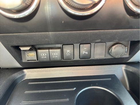 Used 2021 Toyota Tundra SR5 RWD image 32