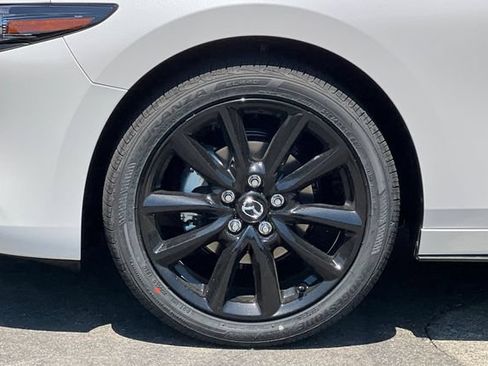 New 2026 MAZDA MAZDA3 2.5 S Hatchback w/ Premium Pkg FWD image 32